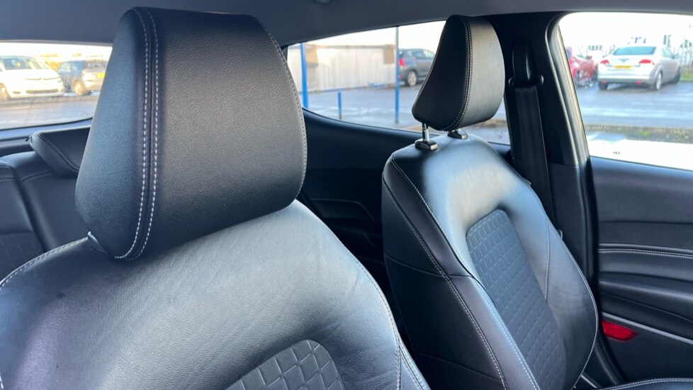 Used Ford Fiesta 2018 for sale - 76749952: Photo 37