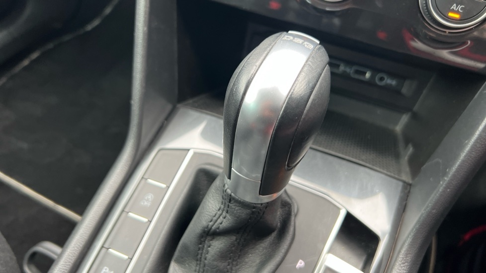 Used Volkswagen Tiguan 2018 for sale - 76871442: Photo 30