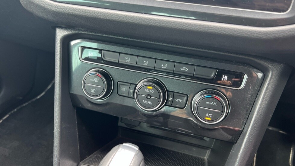 Used Volkswagen Tiguan 2018 for sale - 76871442: Photo 34