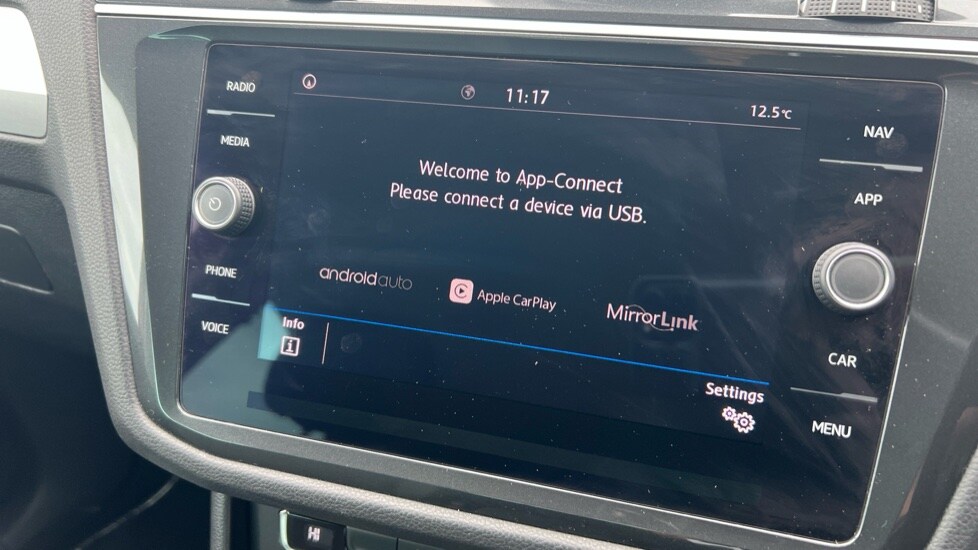 Used Volkswagen Tiguan 2018 for sale - 76871442: Photo 44