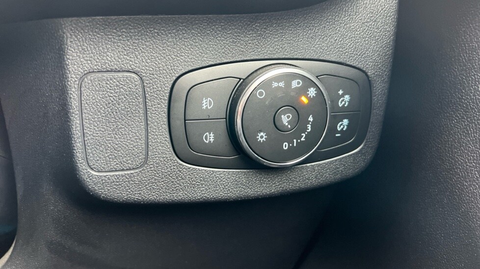 Used Ford Puma 2023 for sale - 76869984: Photo 44