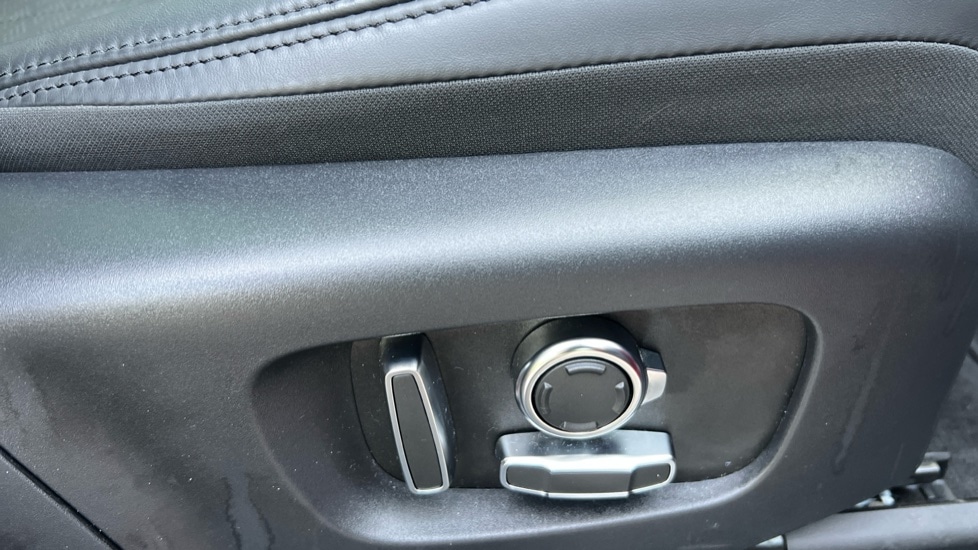 Used Land Rover Range Rover Evoque 2023 for sale - 76534025: Photo 33