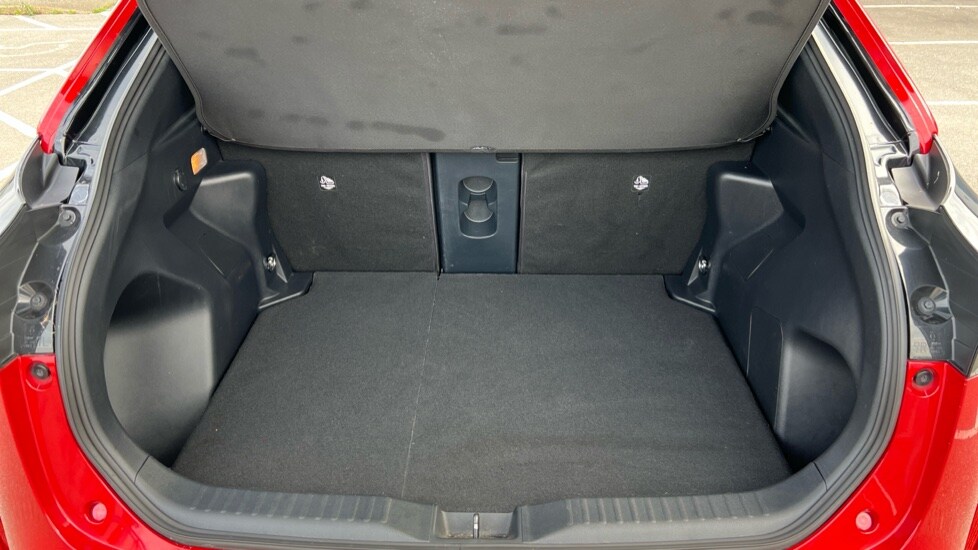 Used Toyota Yaris Cross 2023 for sale - 76870019: Photo 15