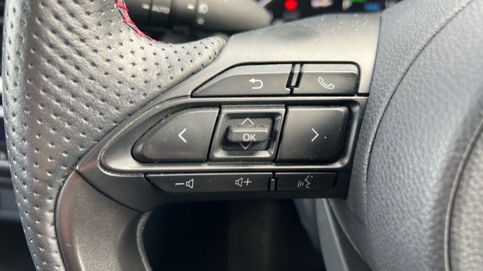 Used Toyota Yaris Cross 2023 for sale - 76870019: Photo 24