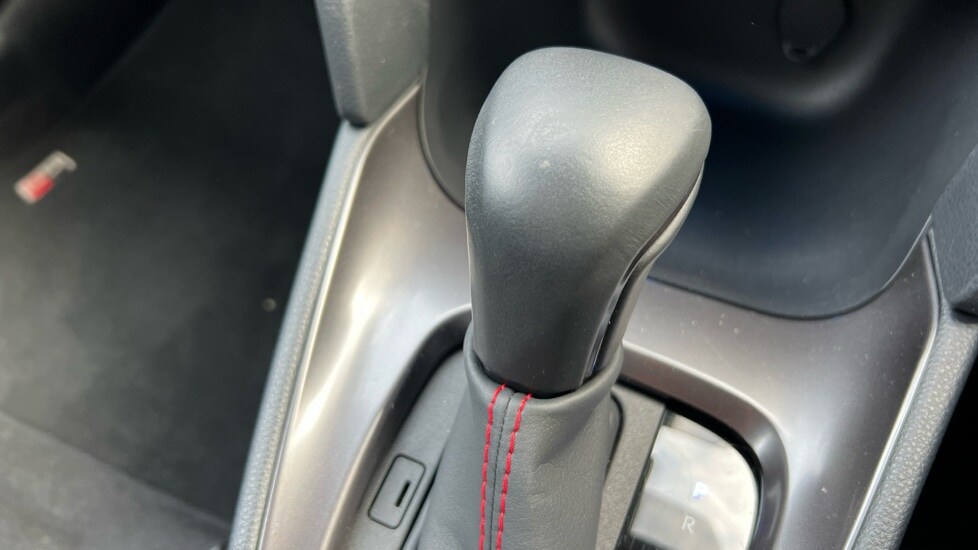 Used Toyota Yaris Cross 2023 for sale - 76870019: Photo 30