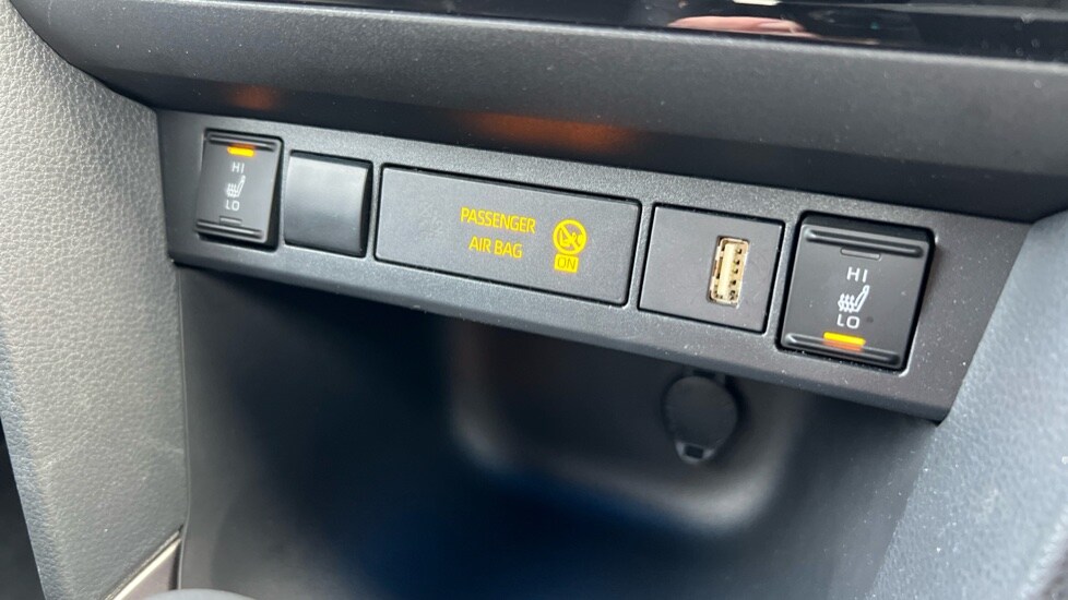 Used Toyota Yaris Cross 2023 for sale - 76870019: Photo 35