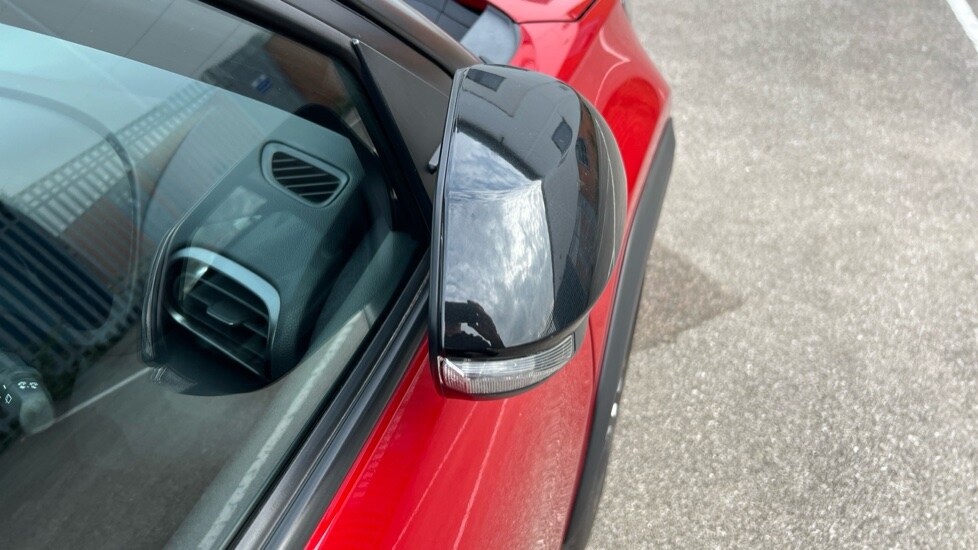 Used Toyota Yaris Cross 2023 for sale - 76870019: Photo 41