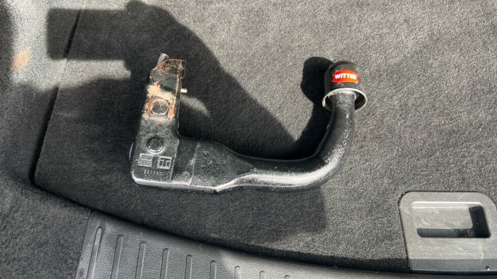 Used Ford Kuga 2018 for sale - 76062342: Photo 41