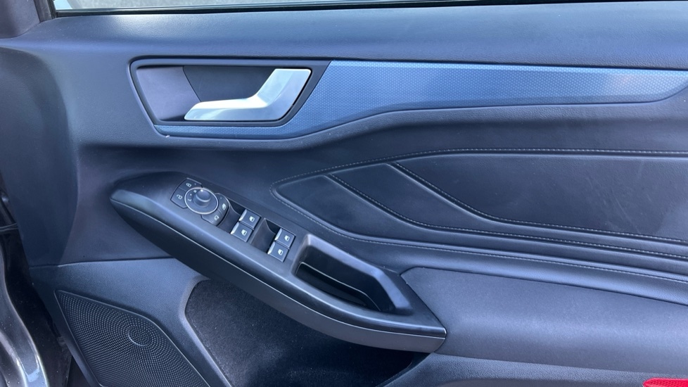 Used Ford Focus 2024 for sale - 76872578: Photo 30