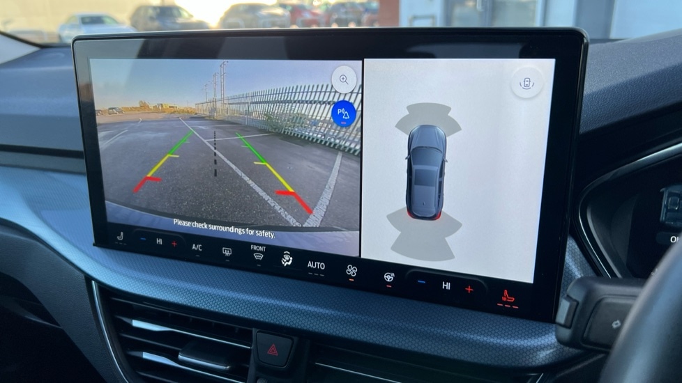 Used Ford Focus 2024 for sale - 76872578: Photo 32