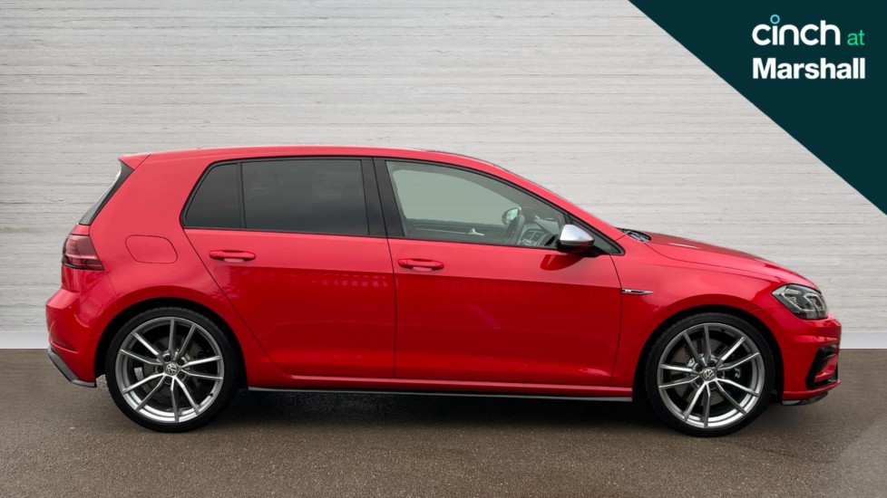 Used Volkswagen Golf 2018 for sale - 76593618: Photo 2