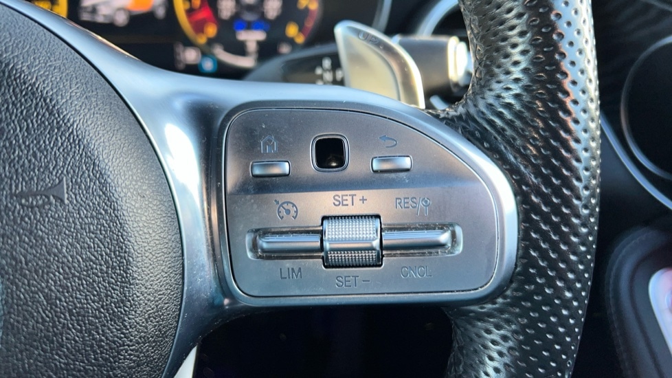 Used Mercedes-Benz GLC 2020 for sale - 76872690: Photo 23