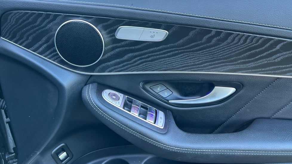 Used Mercedes-Benz GLC 2020 for sale - 76872690: Photo 31