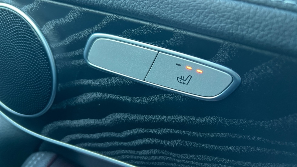 Used Mercedes-Benz GLC 2020 for sale - 76872690: Photo 35