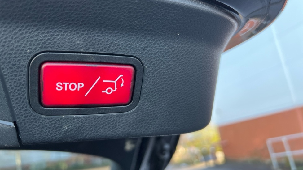 Used Mercedes-Benz GLC 2020 for sale - 76872690: Photo 44