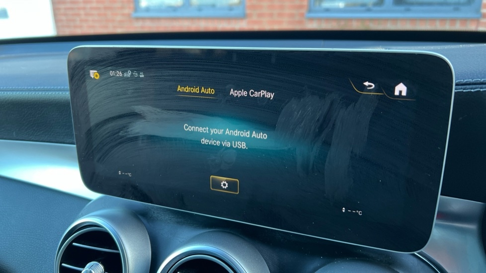 Used Mercedes-Benz GLC 2020 for sale - 76872690: Photo 46