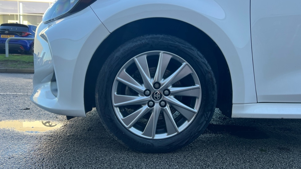 Used Toyota Yaris 2022 for sale - 76869848: Photo 17