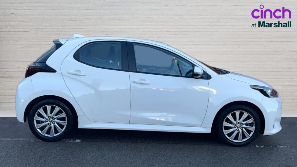Used Toyota Yaris 2022 for sale - 76869848: Photo 2