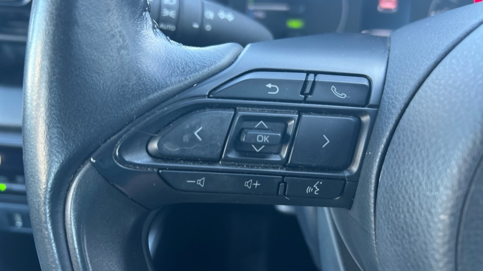 Used Toyota Yaris 2022 for sale - 76869848: Photo 24