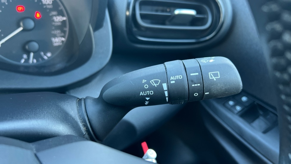 Used Toyota Yaris 2022 for sale - 76869848: Photo 25