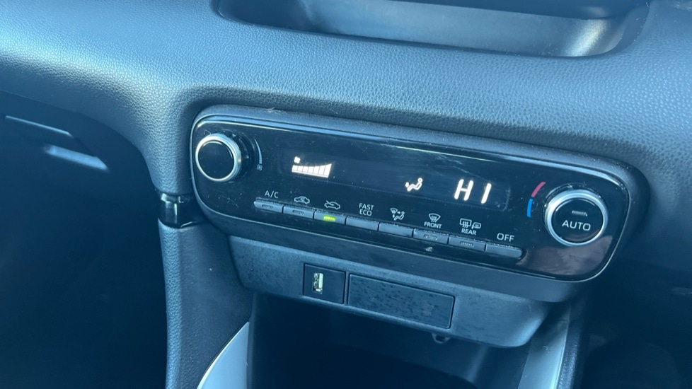 Used Toyota Yaris 2022 for sale - 76869848: Photo 33