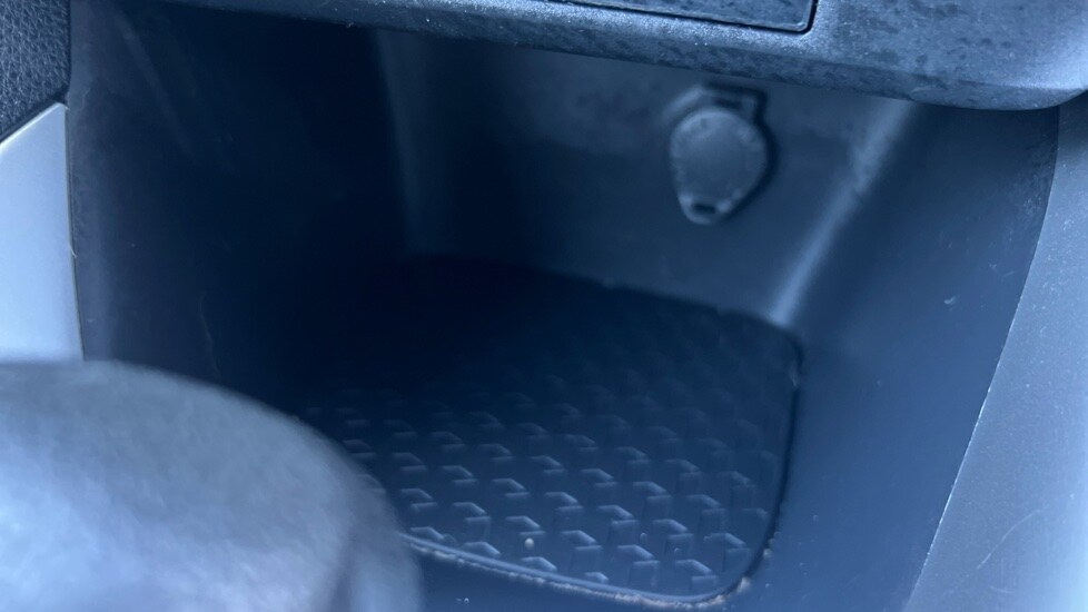 Used Toyota Yaris 2022 for sale - 76869848: Photo 39