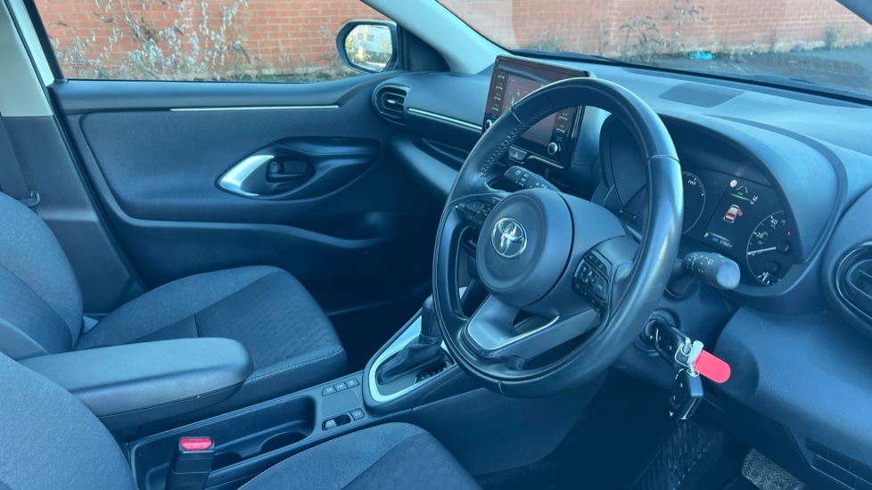 Used Toyota Yaris 2022 for sale - 76869848: Photo 9