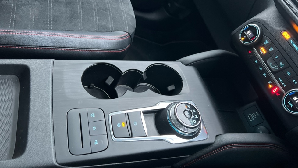 Used Ford Kuga 2023 for sale - 77031481: Photo 26