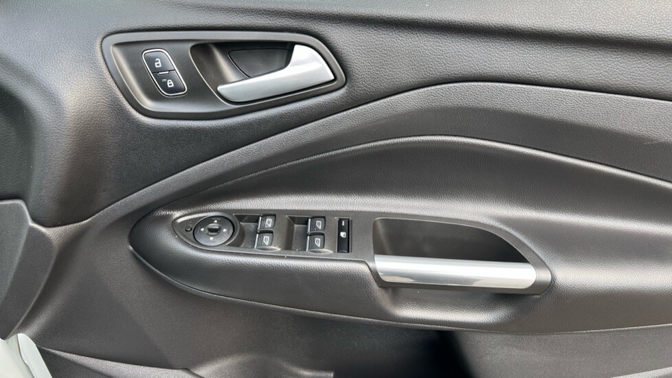 Used Ford Kuga 2019 for sale - 76870578: Photo 29