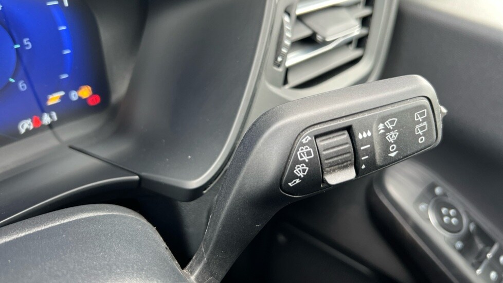 Used Ford Kuga 2022 for sale - 75921937: Photo 26