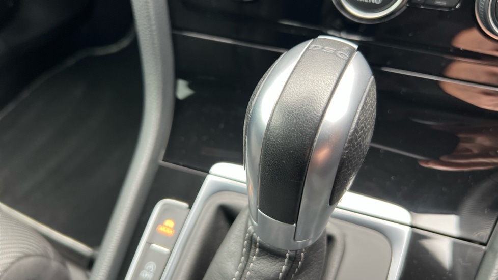 Used Volkswagen Golf 2018 for sale - 76459015: Photo 30