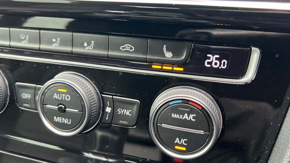 Used Volkswagen Golf 2018 for sale - 76459015: Photo 35