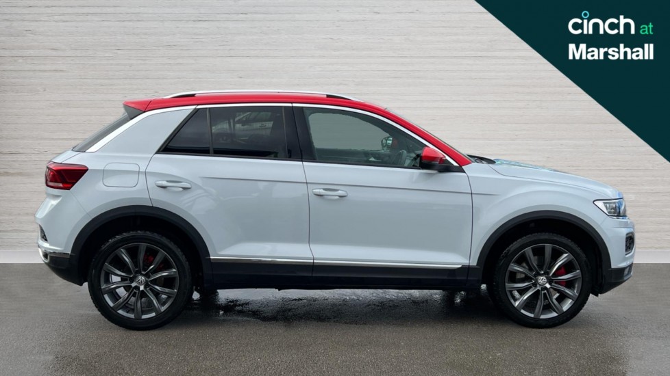 Used Volkswagen T-Roc 2018 for sale - 76328064: Photo 2