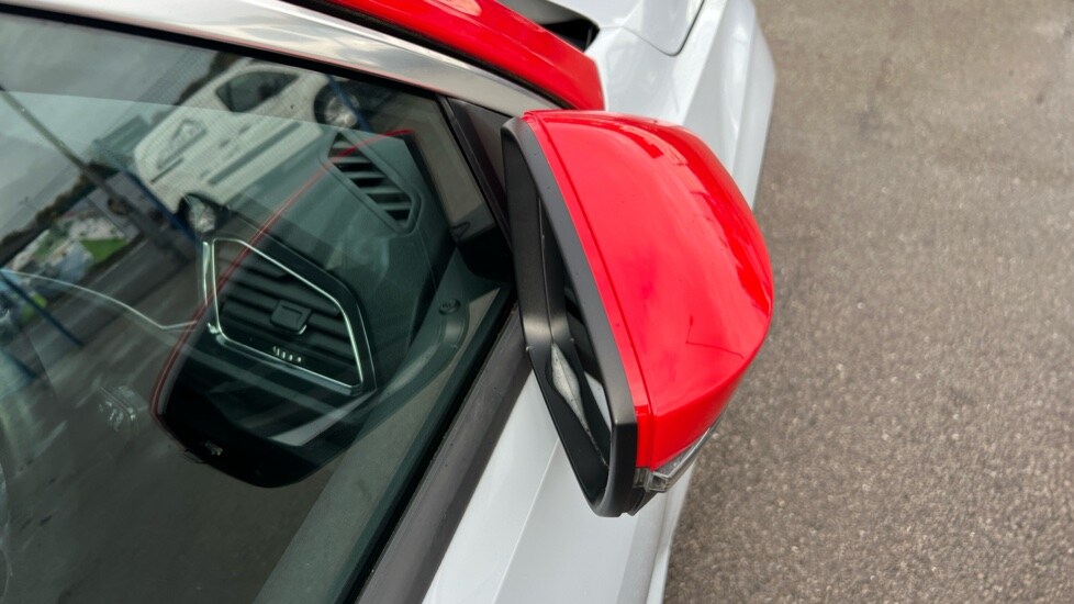 Used Volkswagen T-Roc 2018 for sale - 76328064: Photo 43