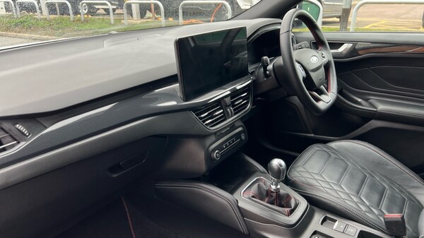 Used Ford Focus 2022 for sale - 76116785: Photo 10