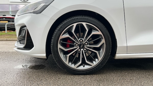 Used Ford Focus 2022 for sale - 76116785: Photo 17