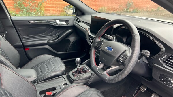 Used Ford Focus 2022 for sale - 76116785: Photo 9