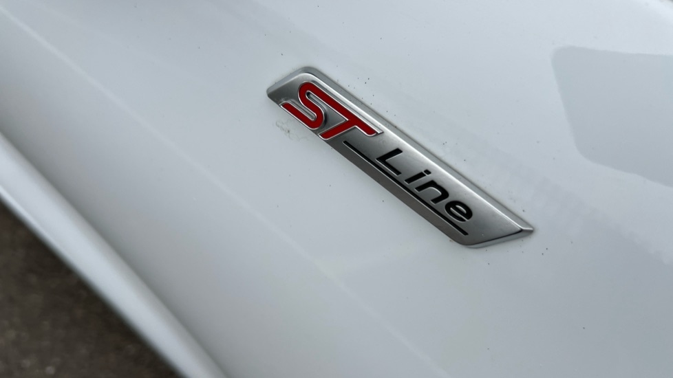 Used Ford Kuga 2024 for sale - 76745107: Photo 41