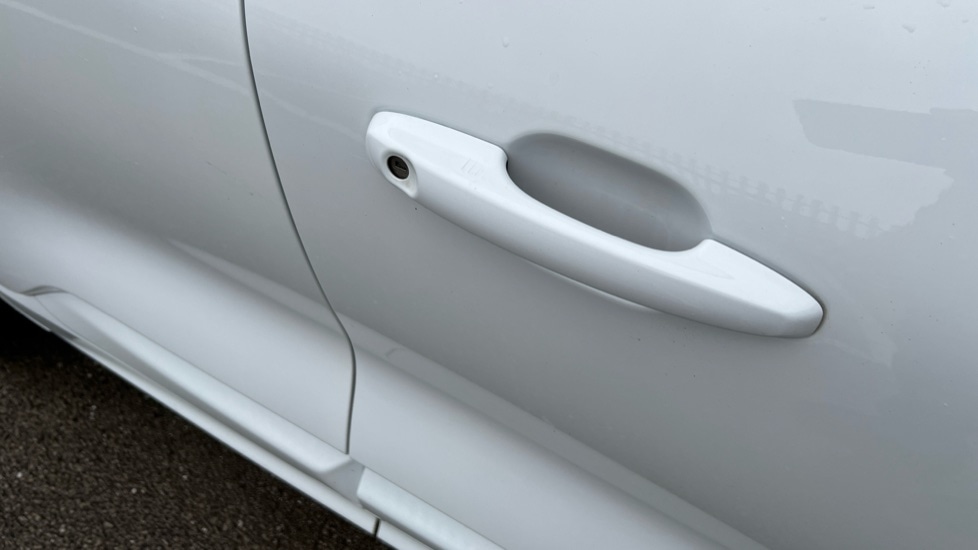 Used Ford Kuga 2024 for sale - 76745107: Photo 43