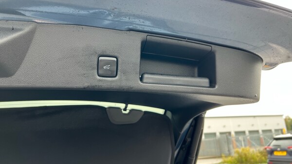 Used Ford Kuga 2022 for sale - 76217293: Photo 45