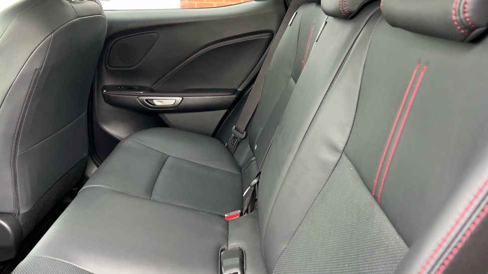 Used Lexus LBX 2024 for sale - 76104184: Photo 14
