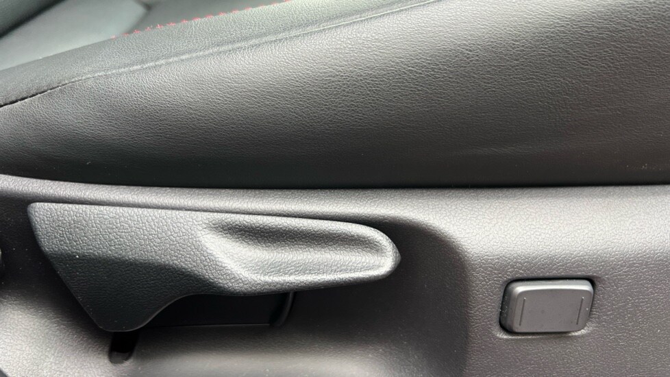 Used Lexus LBX 2024 for sale - 76104184: Photo 33