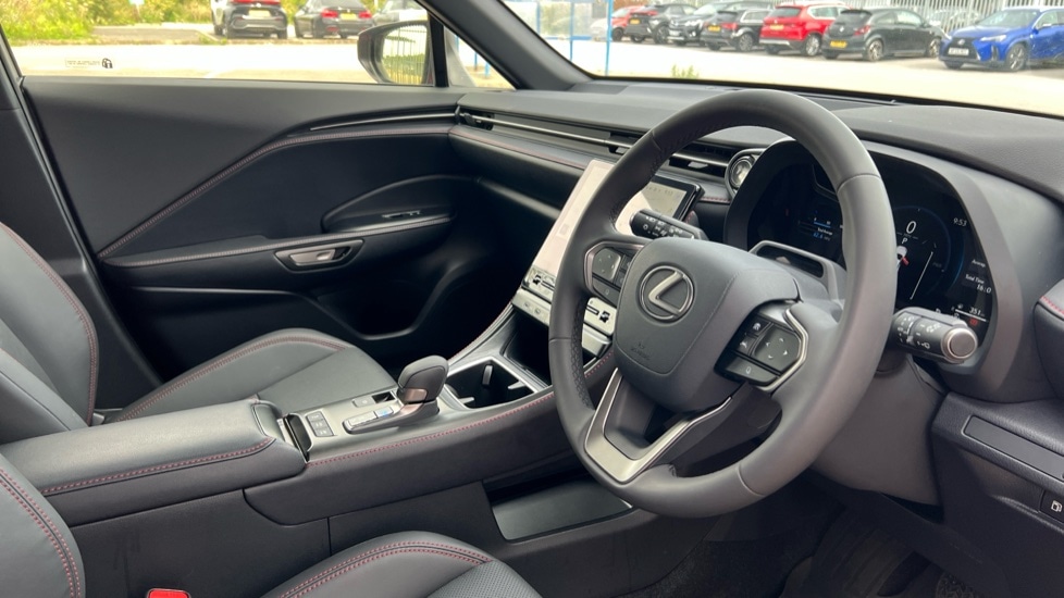 Used Lexus LBX 2024 for sale - 76104184: Photo 9