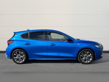 Used Ford Focus 2023 for sale - 75471812: Photo