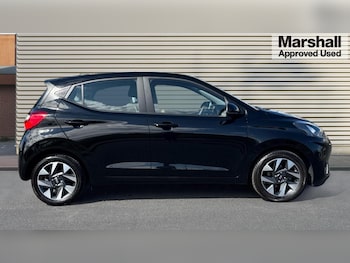 Used Hyundai i10 2023 for sale - 75471792: Photo