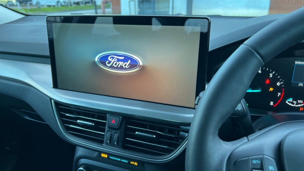 Used Ford Focus 2023 for sale - 76977819: Photo 12