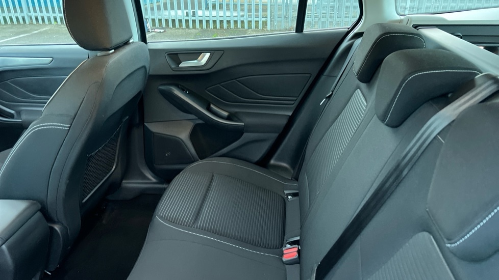 Used Ford Focus 2023 for sale - 76977819: Photo 14