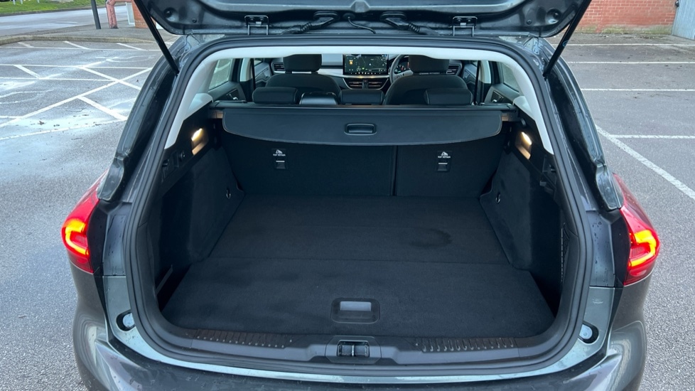 Used Ford Focus 2023 for sale - 76977819: Photo 15