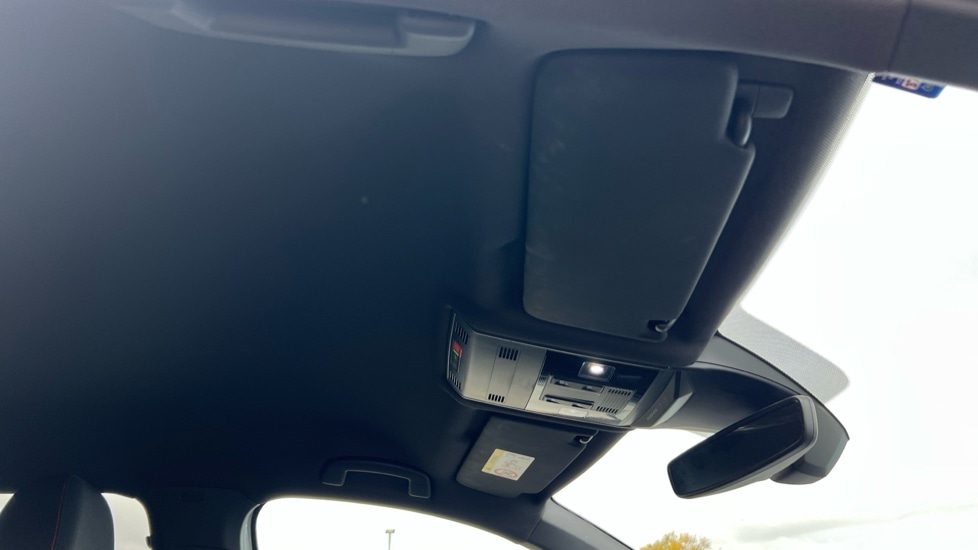 Used Volkswagen T-Roc 2018 for sale - 76870394: Photo 33