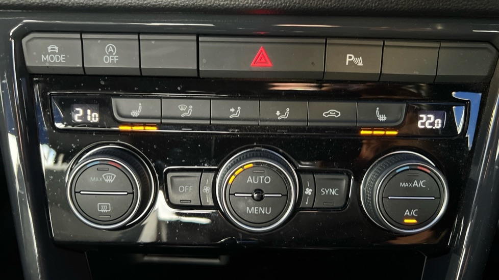 Used Volkswagen T-Roc 2018 for sale - 76870394: Photo 52